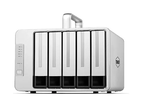 Alquiler de TerraMaster D5 / D8 en Madrid — Soporte TV